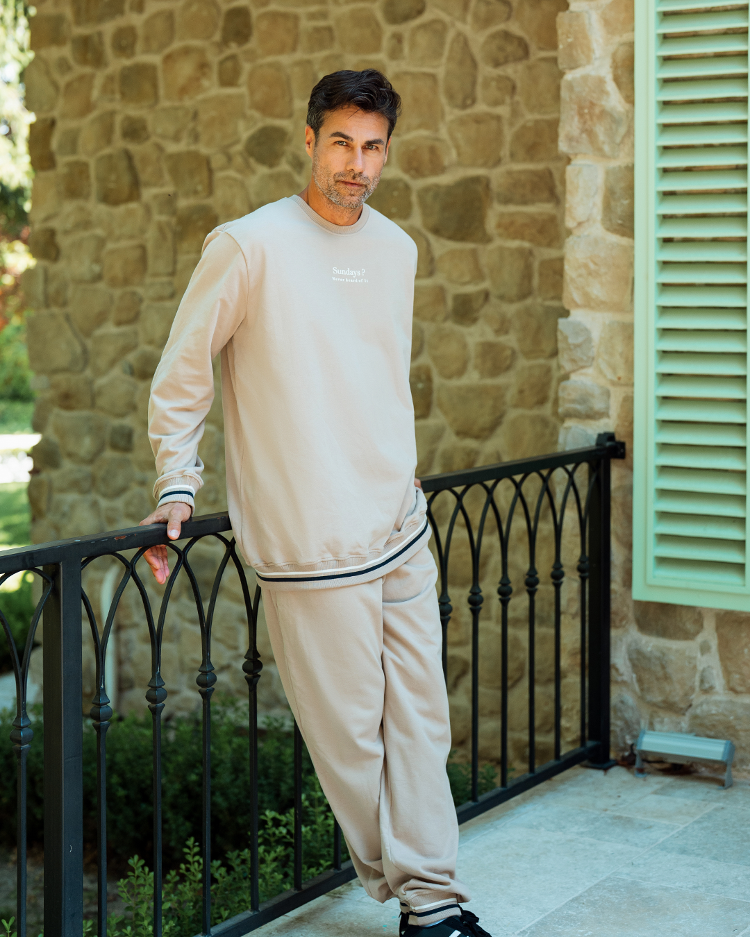 بيجاما بكم و بنطلون ايام الاحد