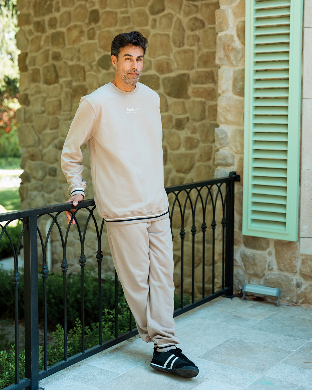 بيجاما بكم و بنطلون ايام الاحد