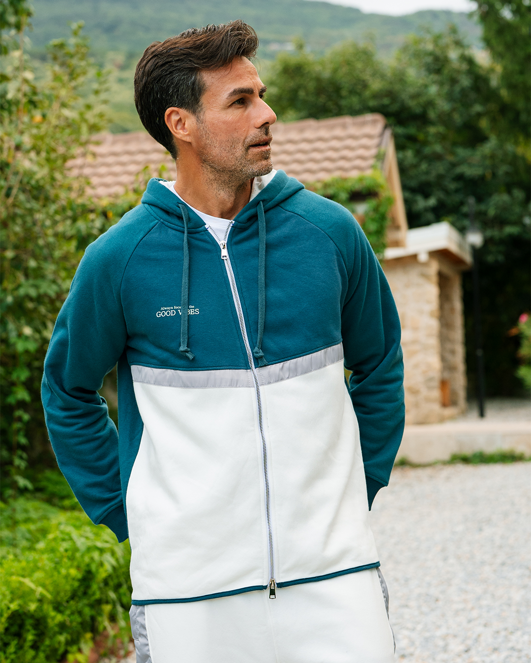 طقم رياضي رجالي بكم و كابيشوه و بنطلون الاوقات السعيده