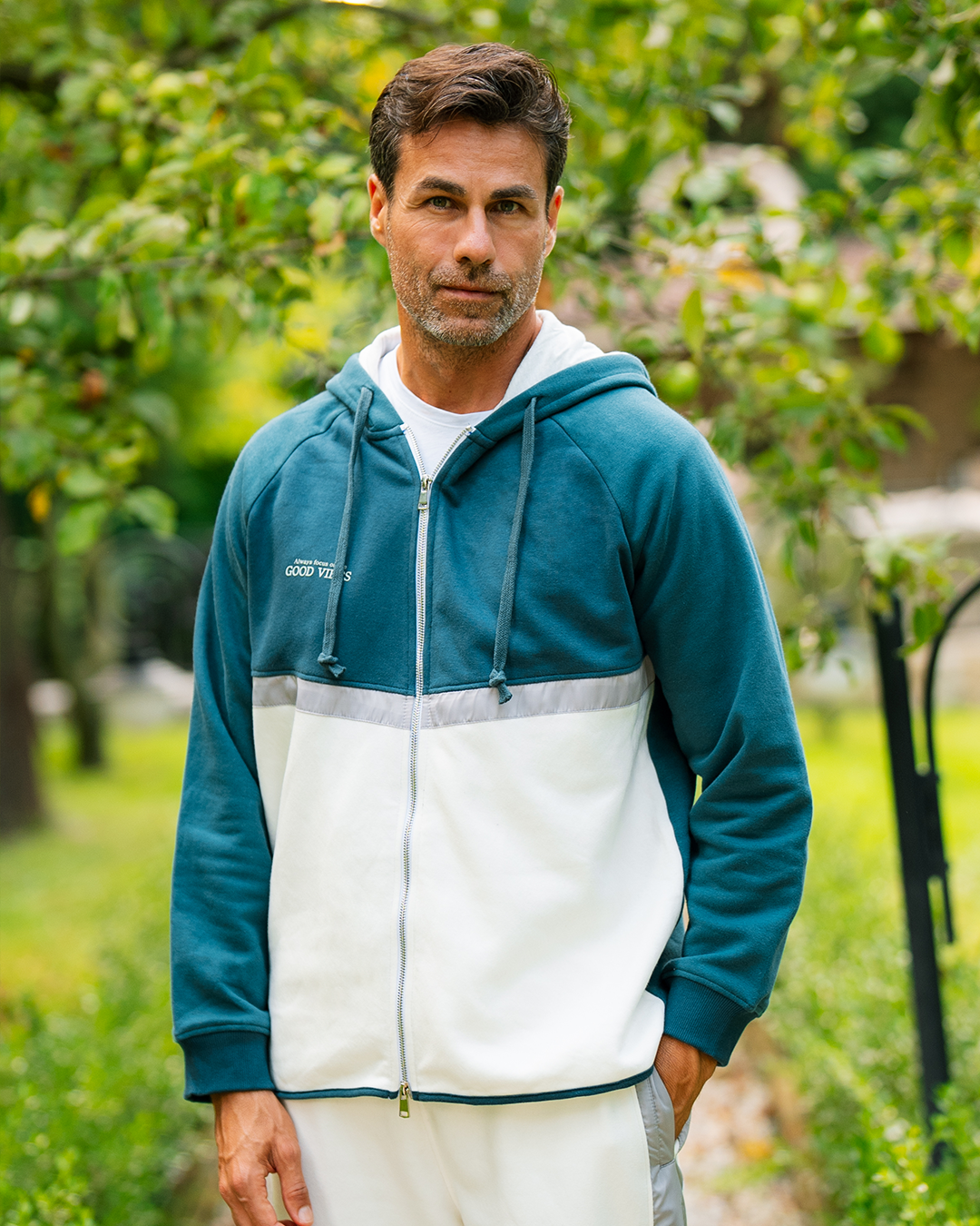 طقم رياضي رجالي بكم و كابيشوه و بنطلون الاوقات السعيده