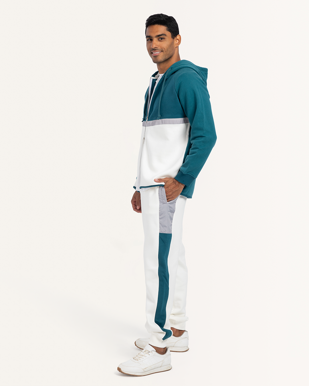 طقم رياضي رجالي بكم و كابيشوه و بنطلون الاوقات السعيده