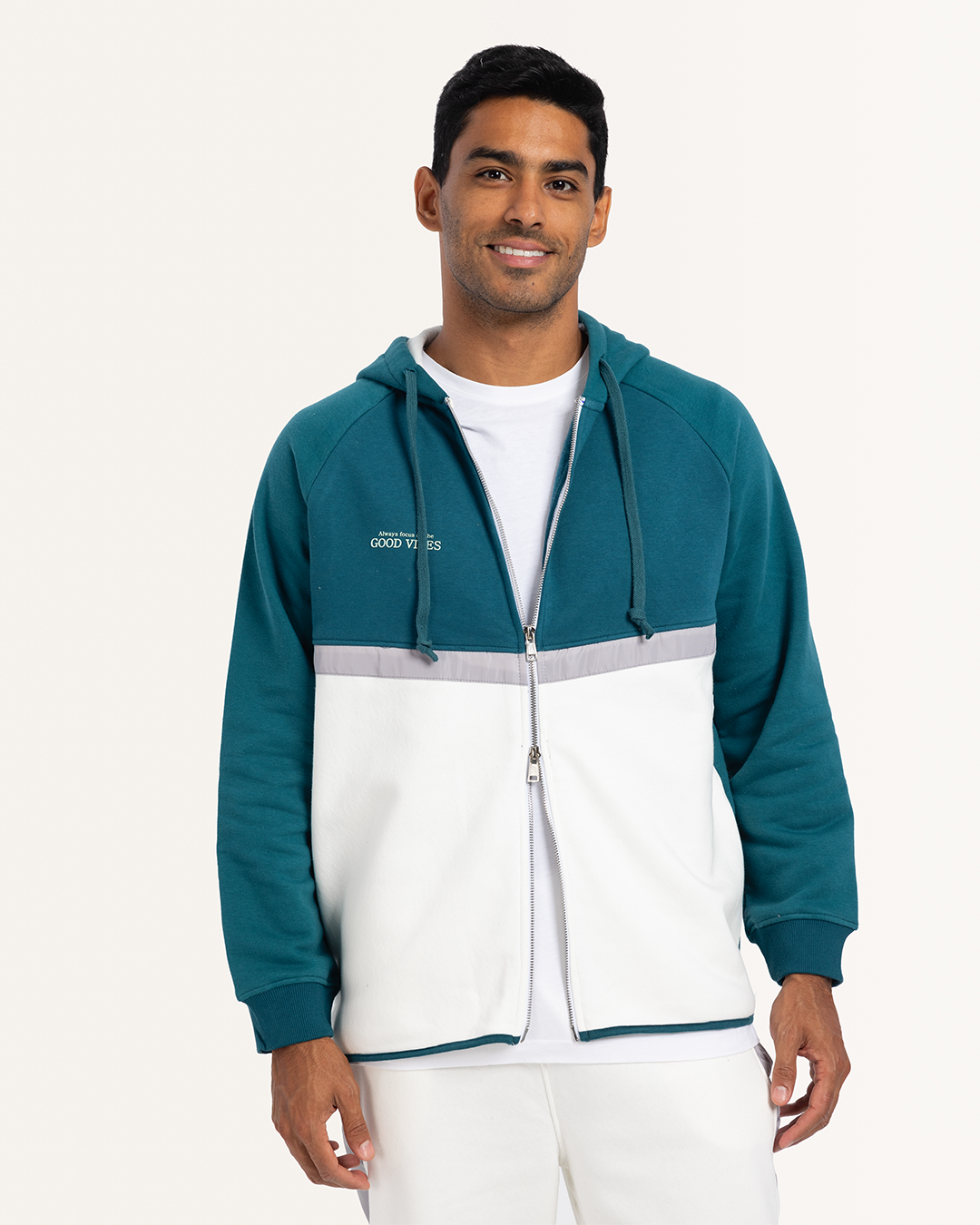 طقم رياضي رجالي بكم و كابيشوه و بنطلون الاوقات السعيده