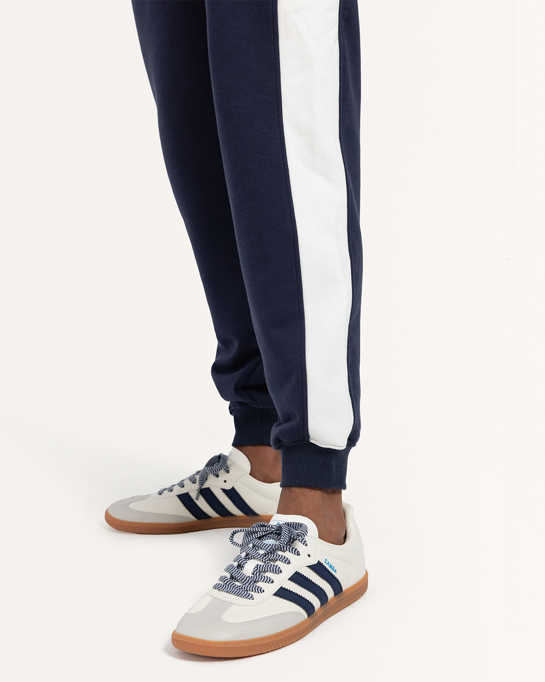 طقم رياضي رجالي بكم و كابيشوه و بنطلون الاوقات السعيده