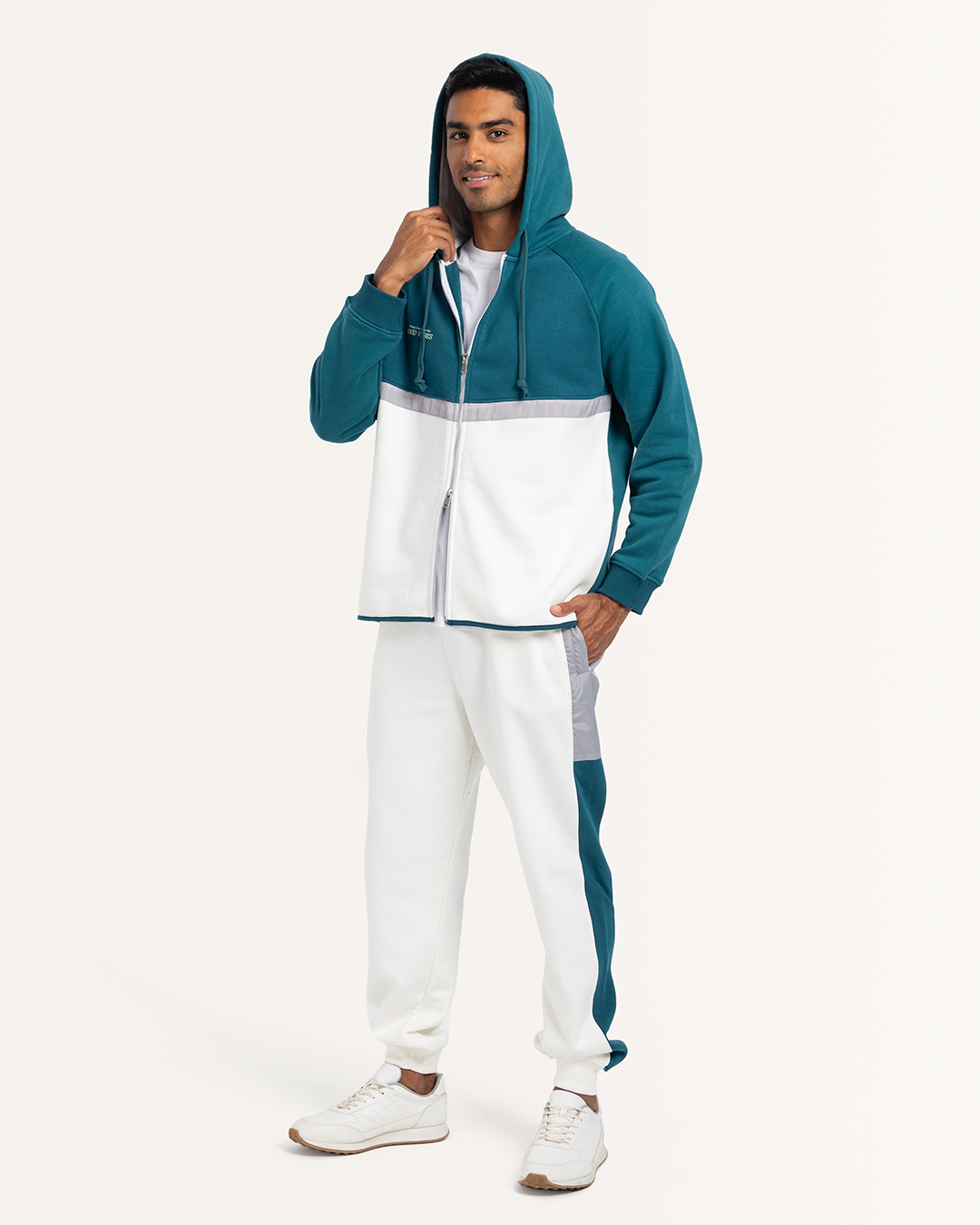 طقم رياضي رجالي بكم و كابيشوه و بنطلون الاوقات السعيده