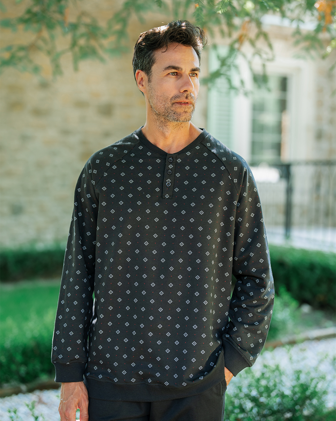 بيجاما بكم و بنطلون اشكال هندسيه صغيره