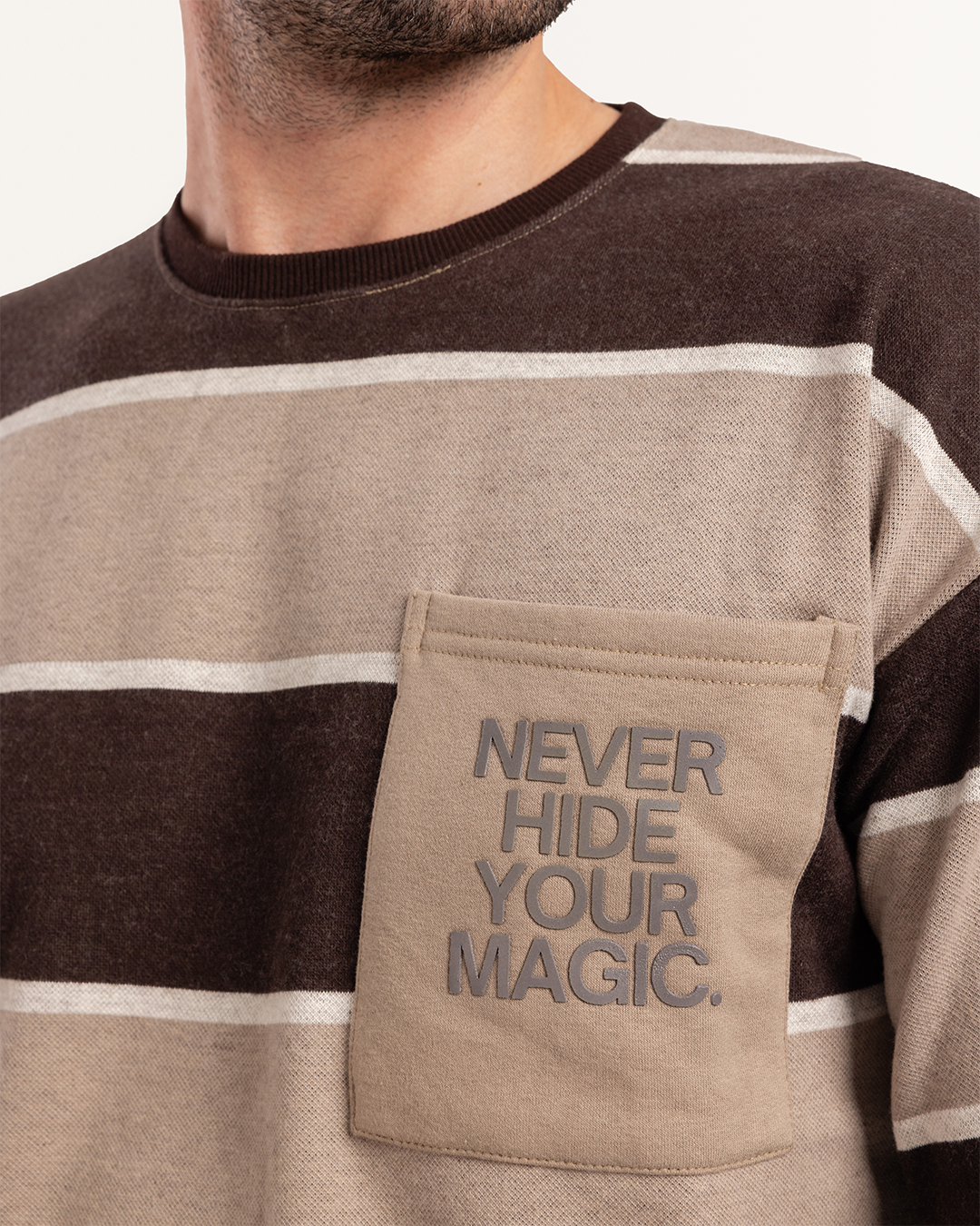 بيجاما توب مقلم و بنطلون بقصه مستقيمه