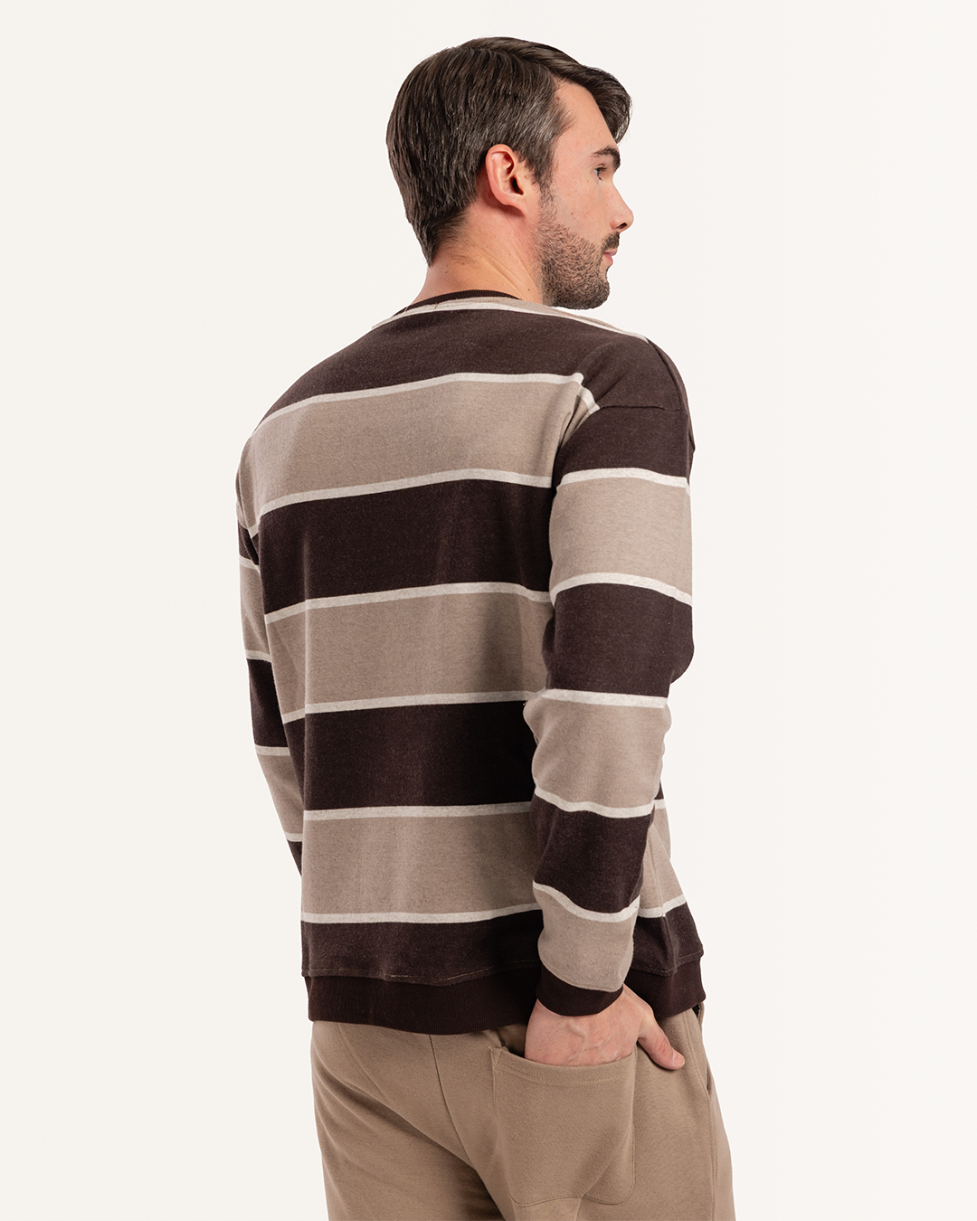 بيجاما توب مقلم و بنطلون بقصه مستقيمه