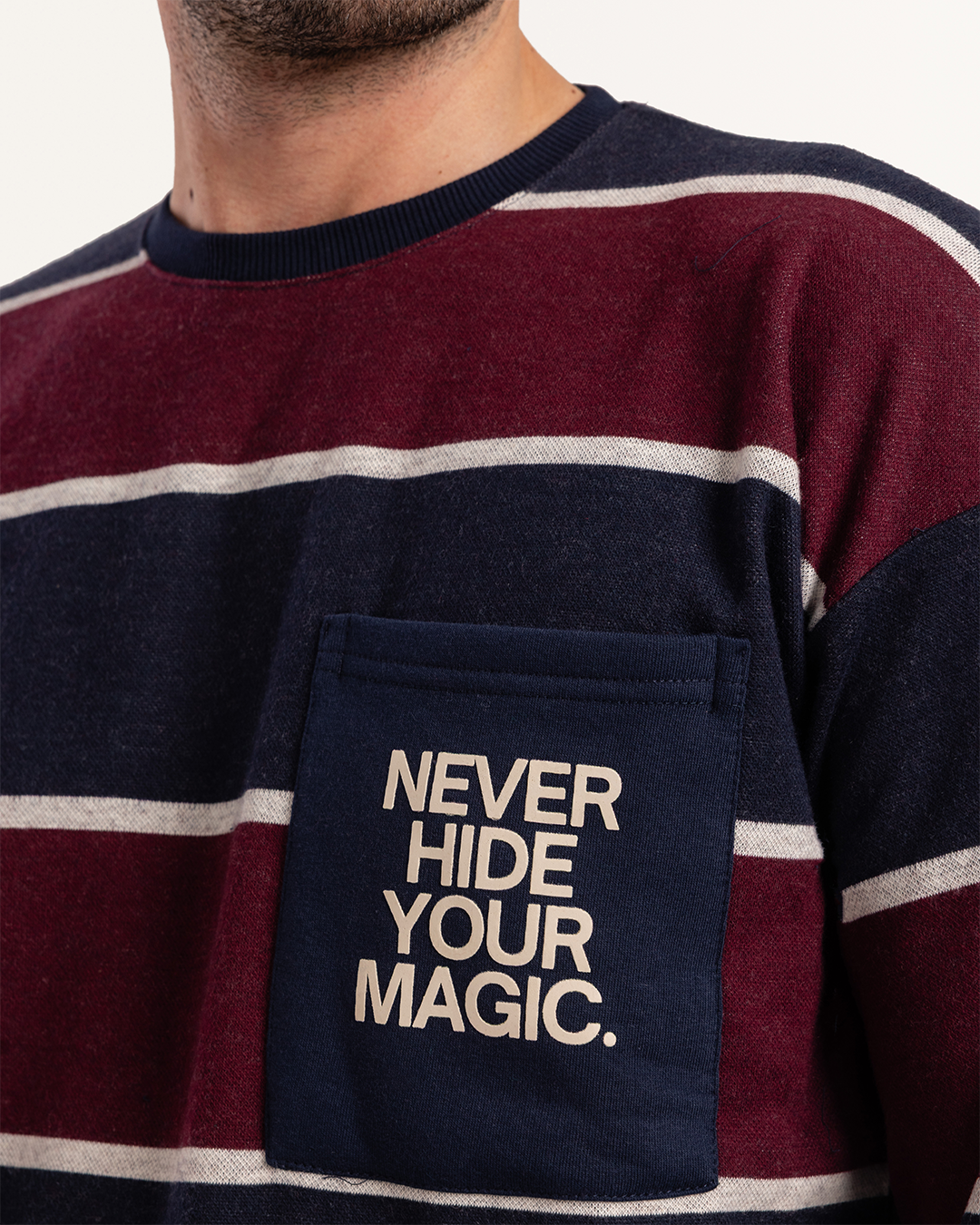 بيجاما توب مقلم و بنطلون بقصه مستقيمه