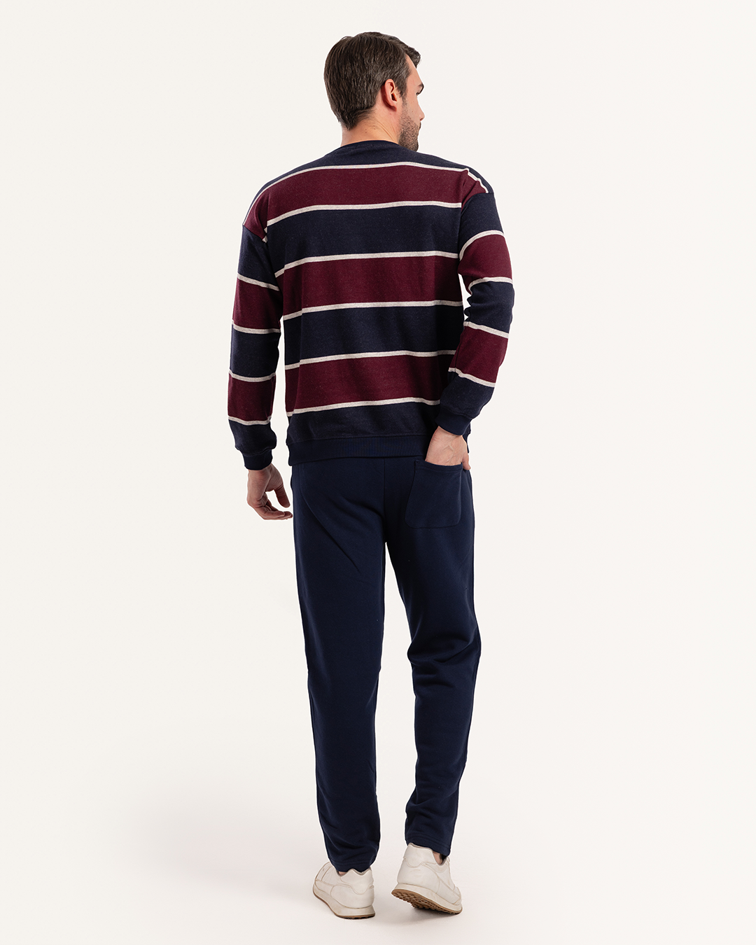 بيجاما توب مقلم و بنطلون بقصه مستقيمه