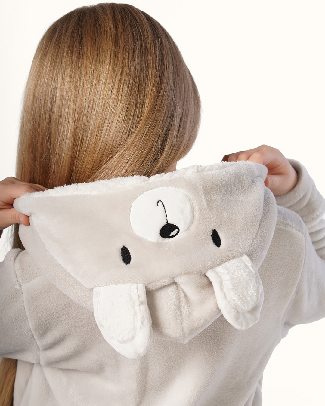 بيجاما قطيفه بكابيشون دب