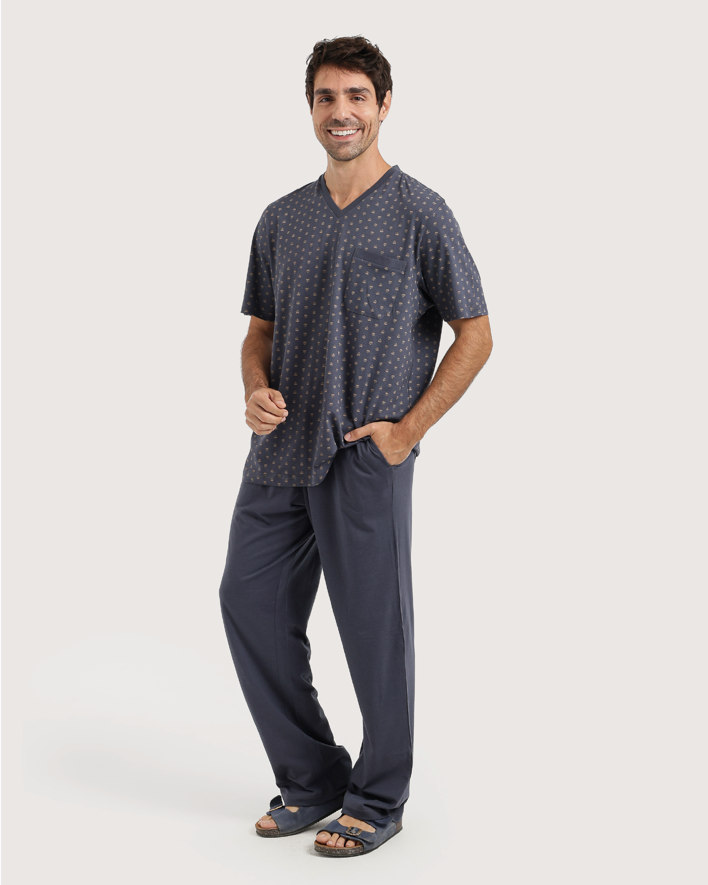 Classic men's look with crown pajamas