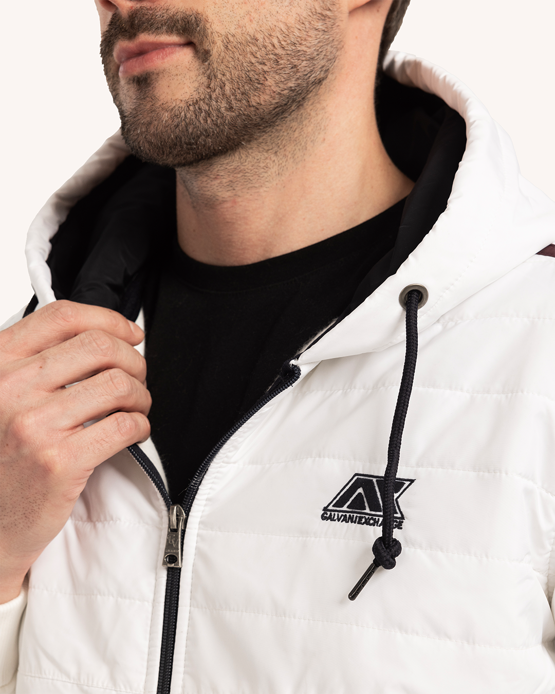 ترينج رجالى ياقة سوستة