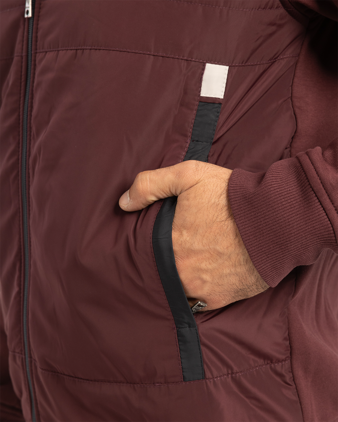 ترينج رجالى ياقة سوستة