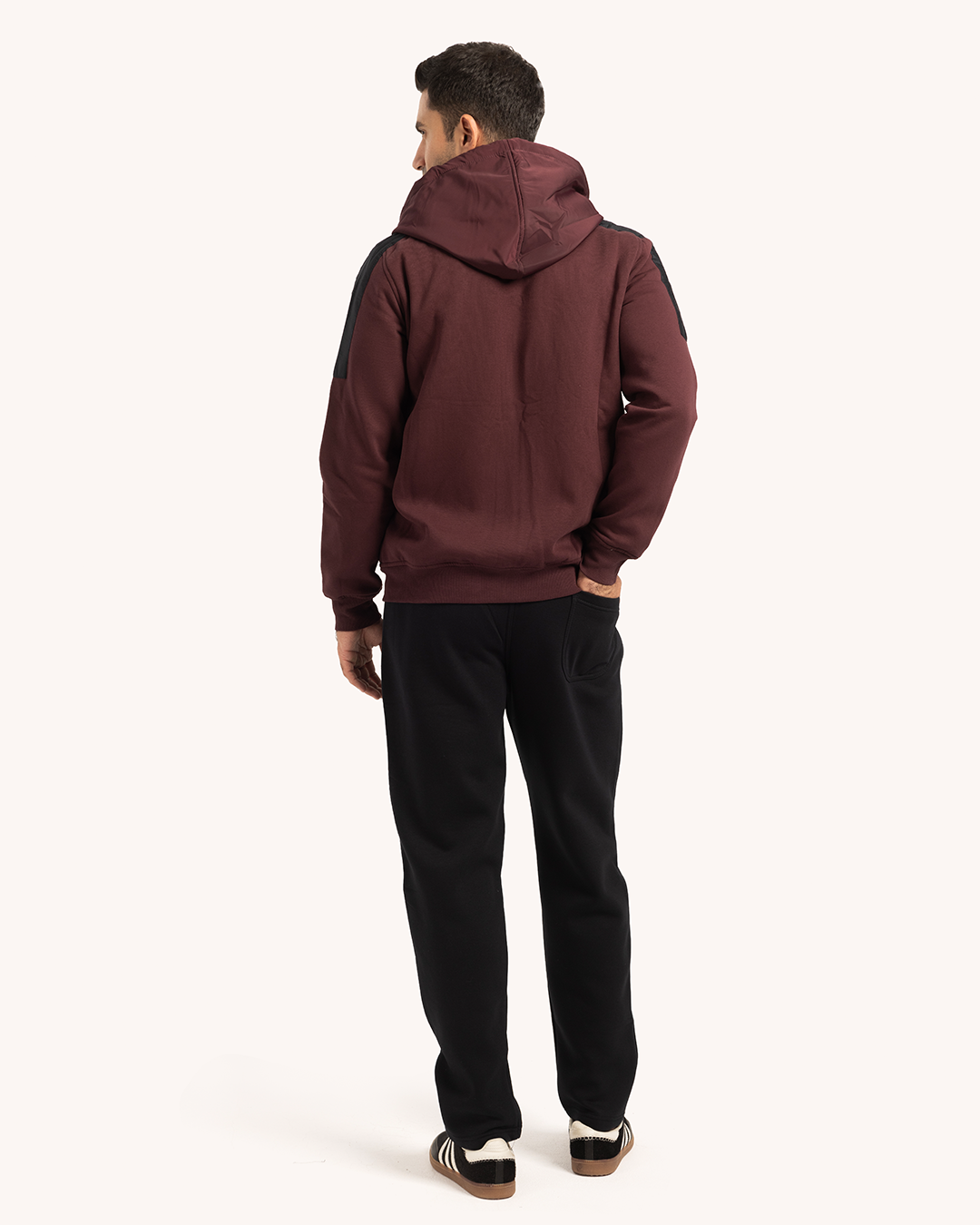 ترينج رجالى ياقة سوستة