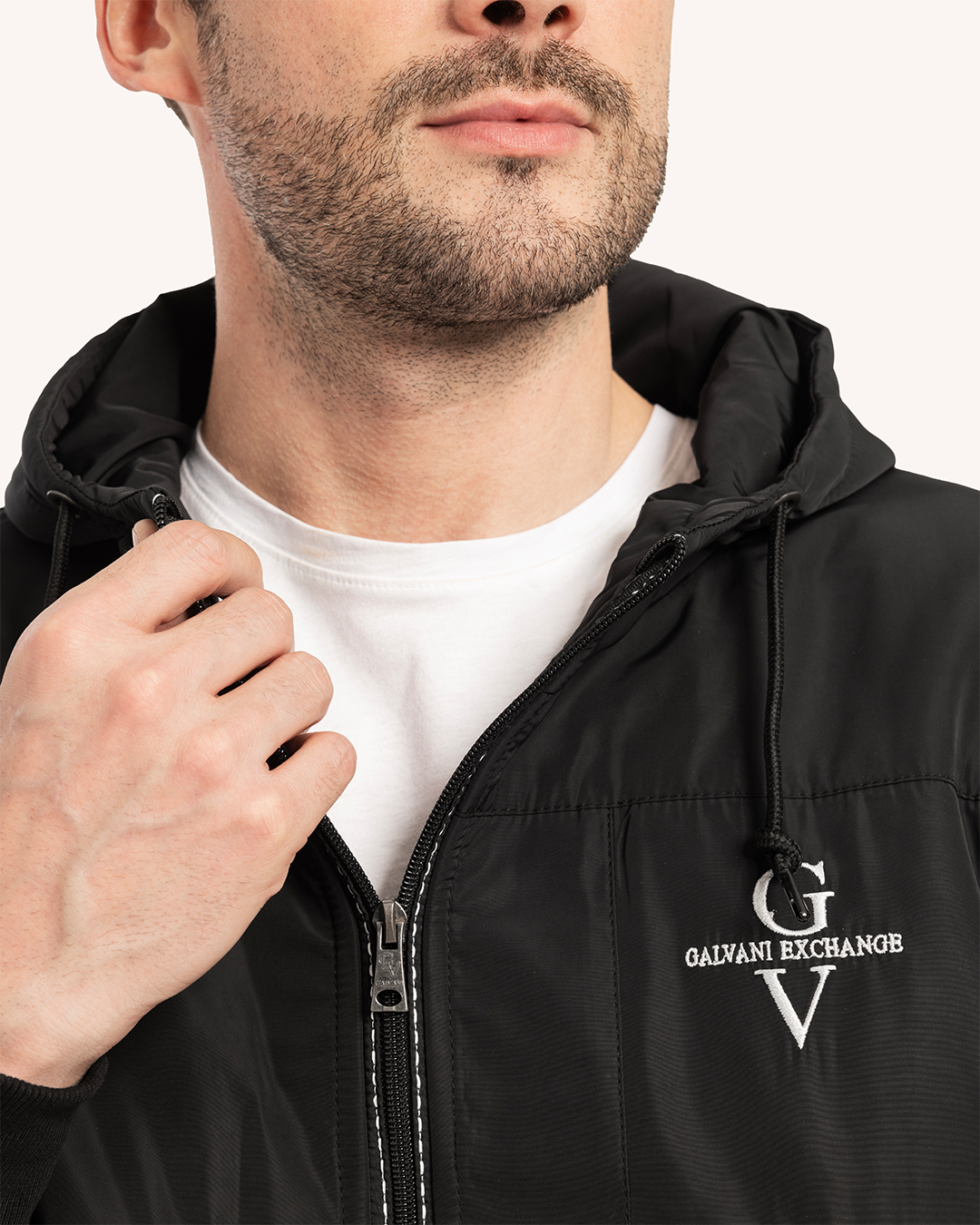 ترينج رجالى ياقة سوستة