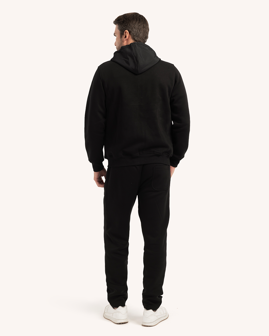 ترينج رجالى ياقة سوستة