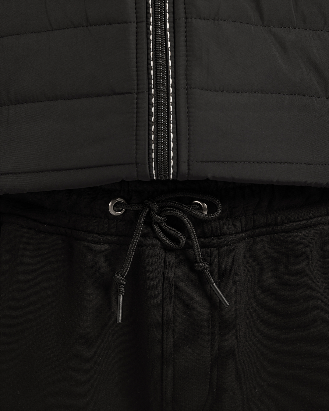 ترينج رجالى ياقة سوستة