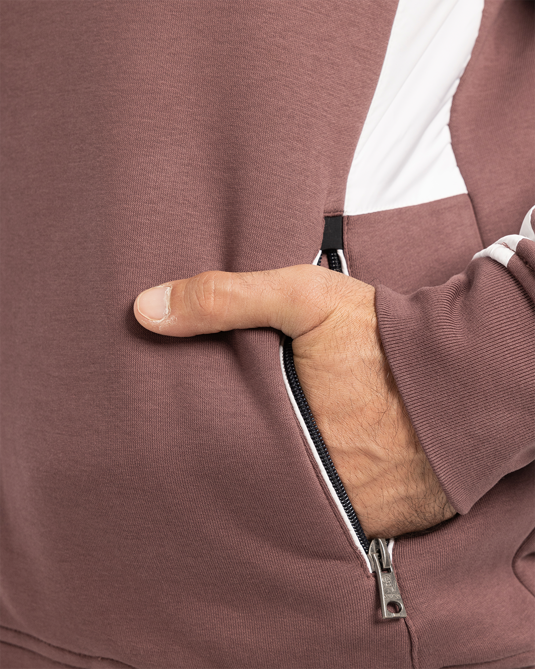 ترينج رجالى ياقة سوستة