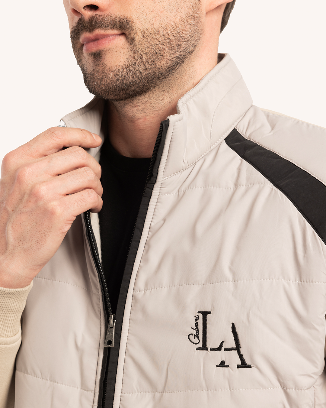 ترينج رجالى ياقة سوستة