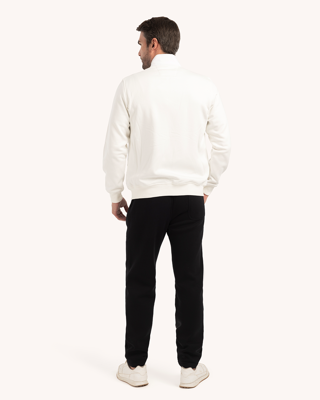 ترينج رجالى ياقة سوستة