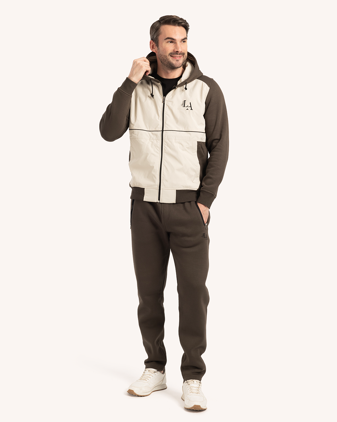 ترينج رجالى ياقة سوستة