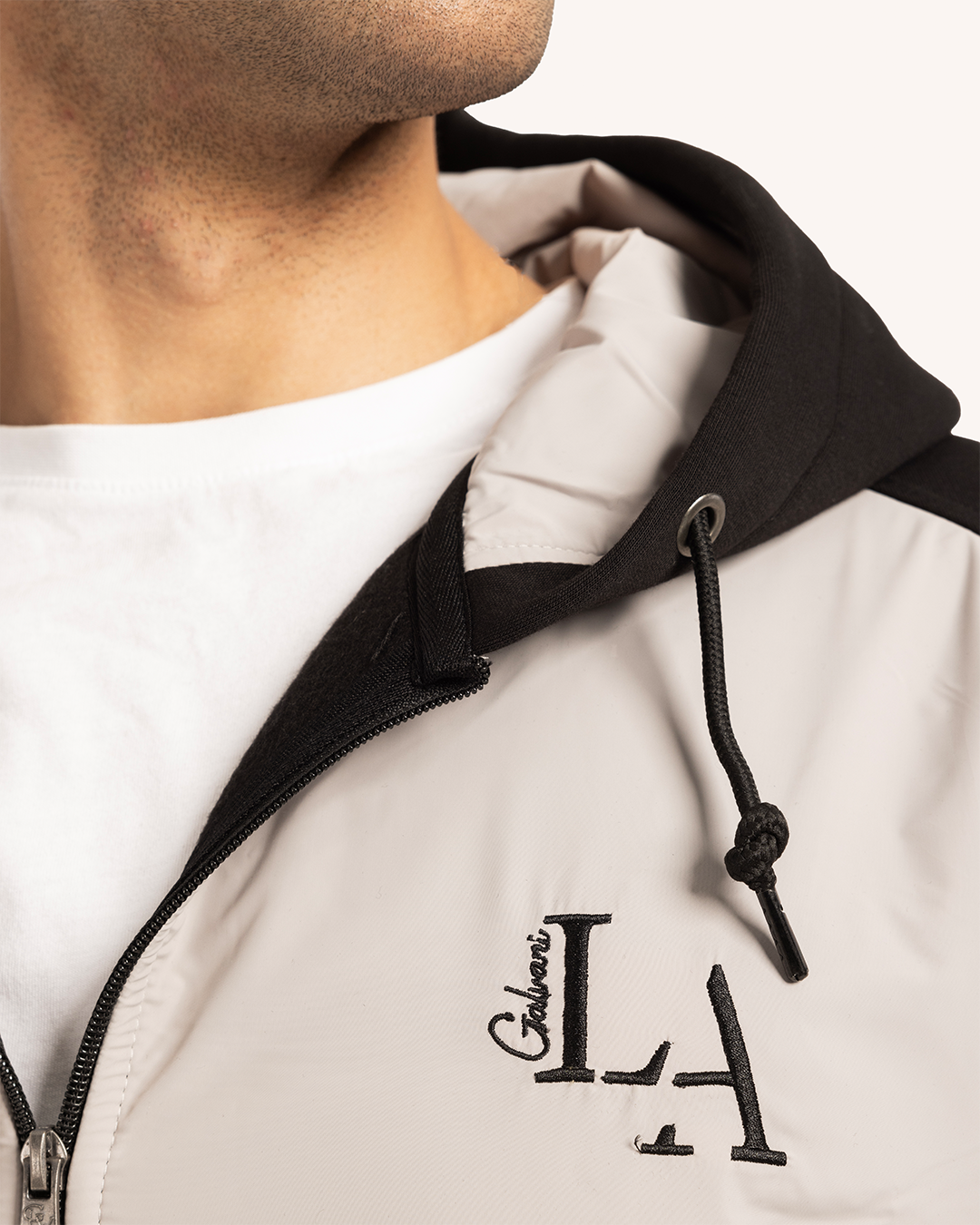 ترينج رجالى ياقة سوستة