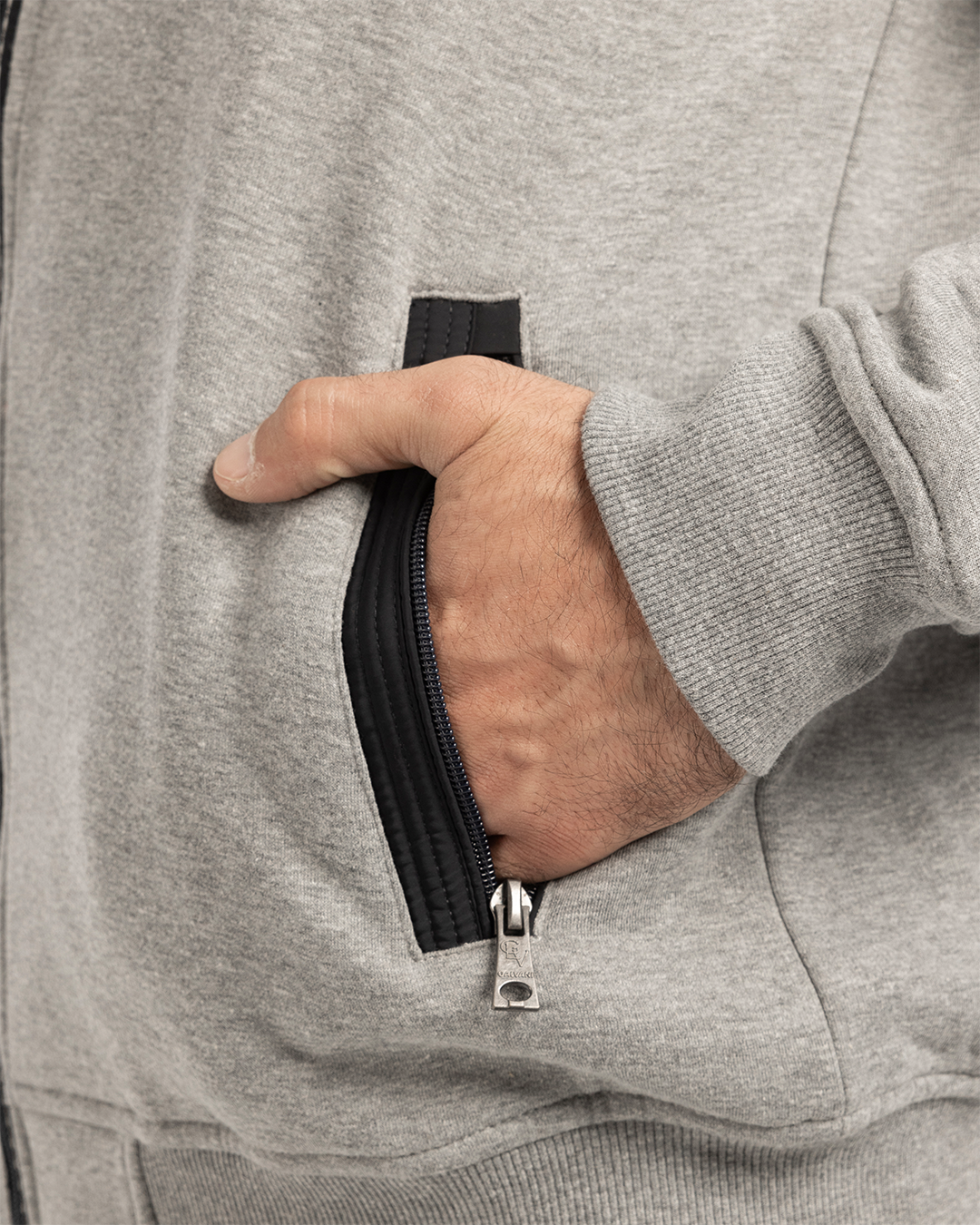 ترينج رجالى ياقة سوستة