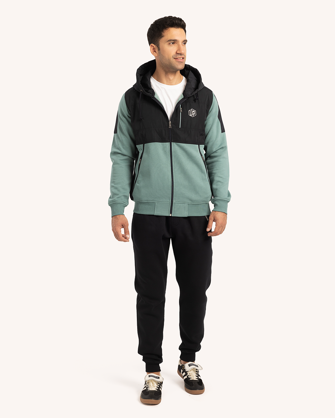 ترينج رجالى ياقة سوستة