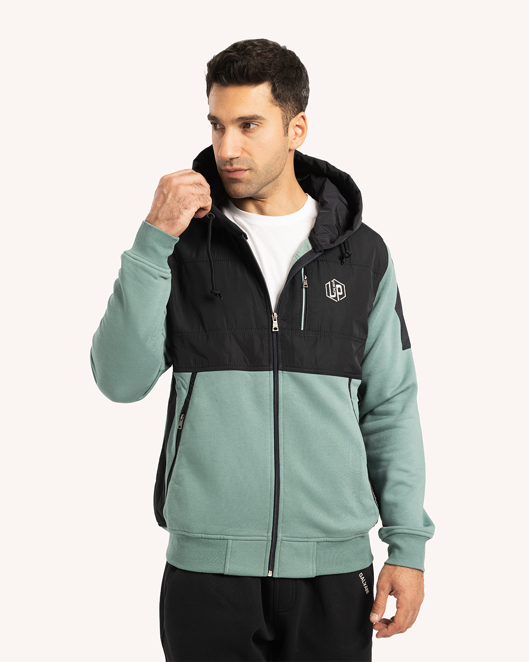 ترينج رجالى ياقة سوستة