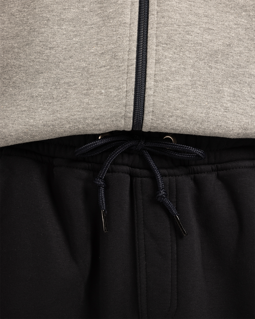 ترينج رجالى ياقة سوستة