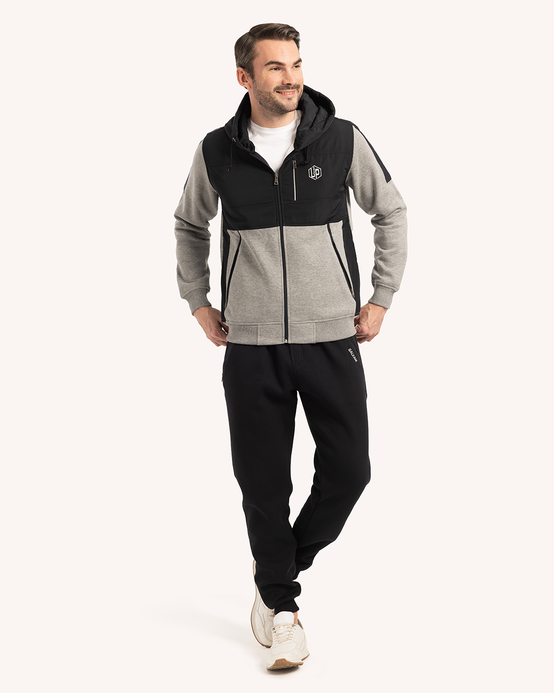 ترينج رجالى ياقة سوستة