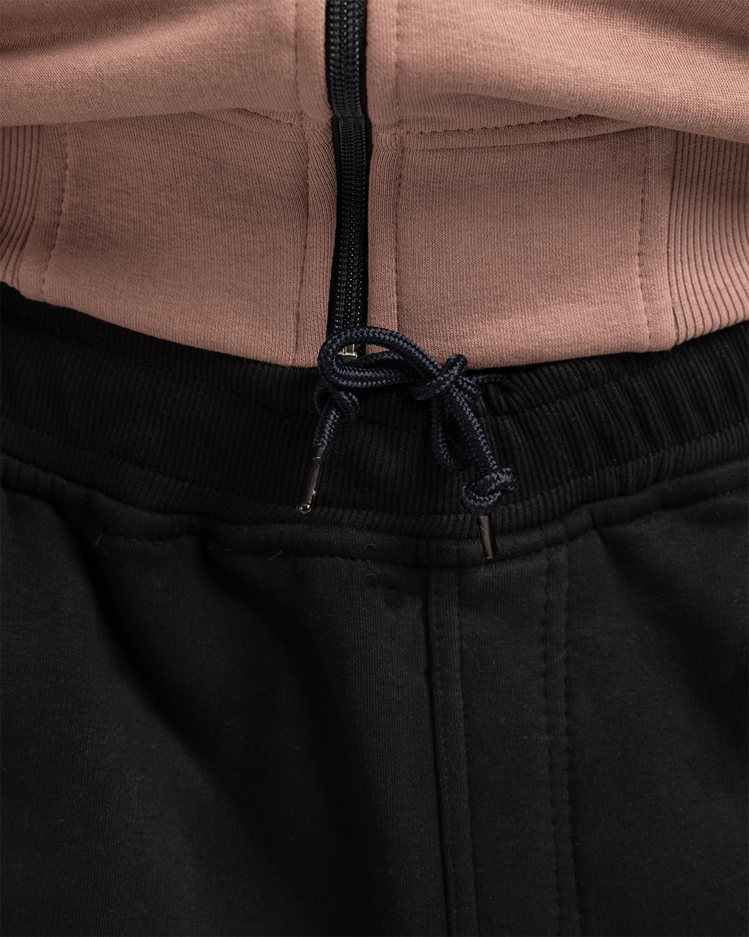 ترينج رجالى ياقة سوستة