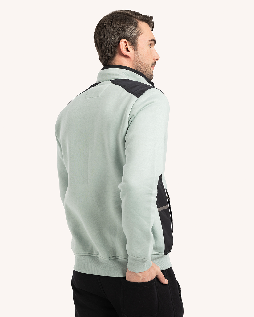 ترينج رجالى ياقة سوستة