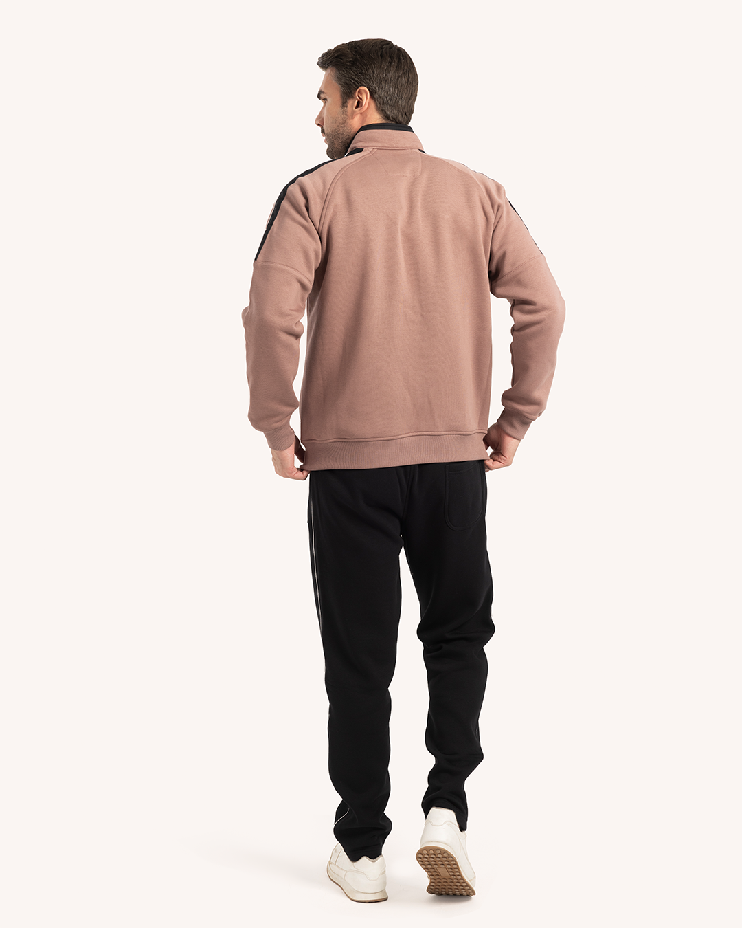 ترينج رجالى ياقة سوستة