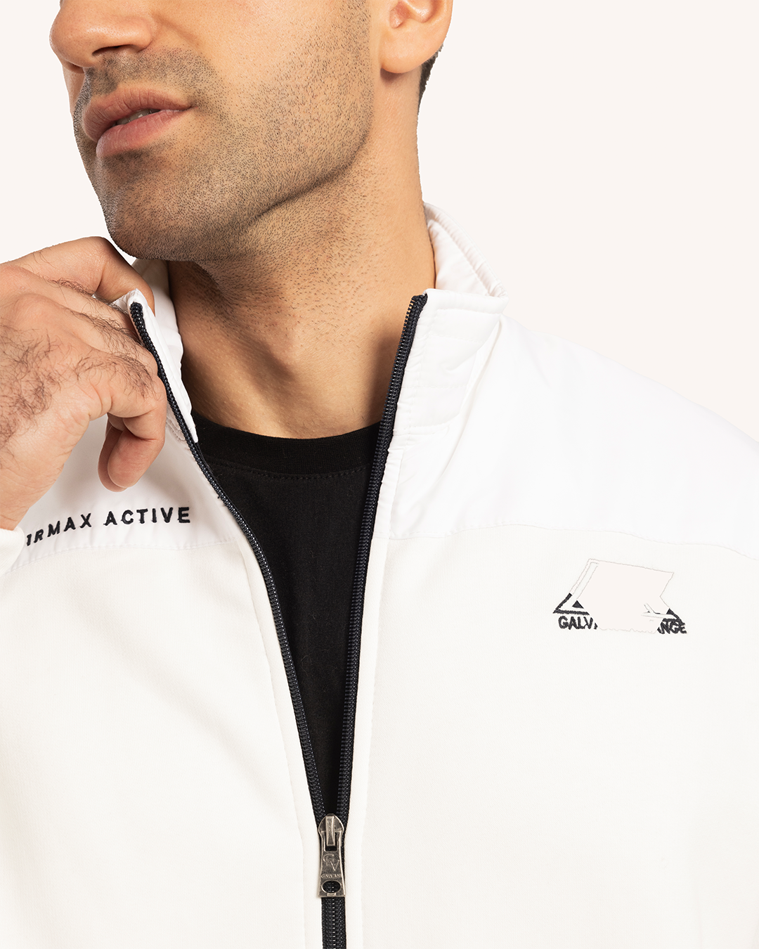 ترينج رجالى ياقة سوستة