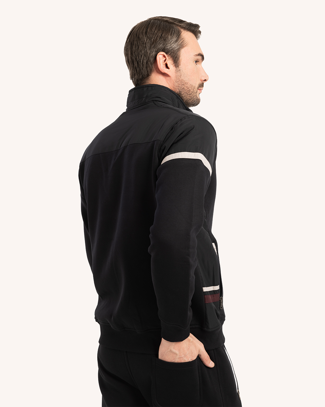 ترينج رجالى ياقة سوستة