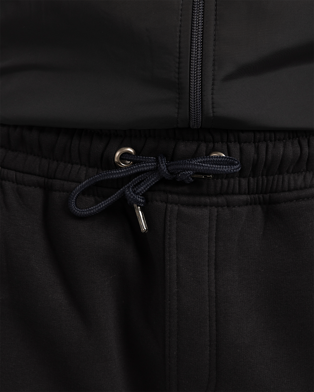 ترينج رجالى ياقة سوستة