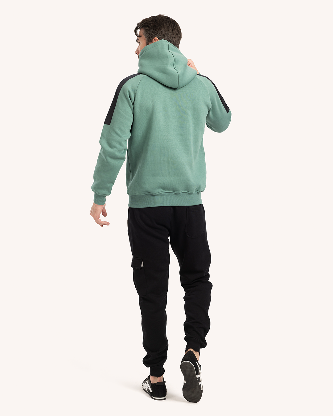 ترينج رجالى كابيشو