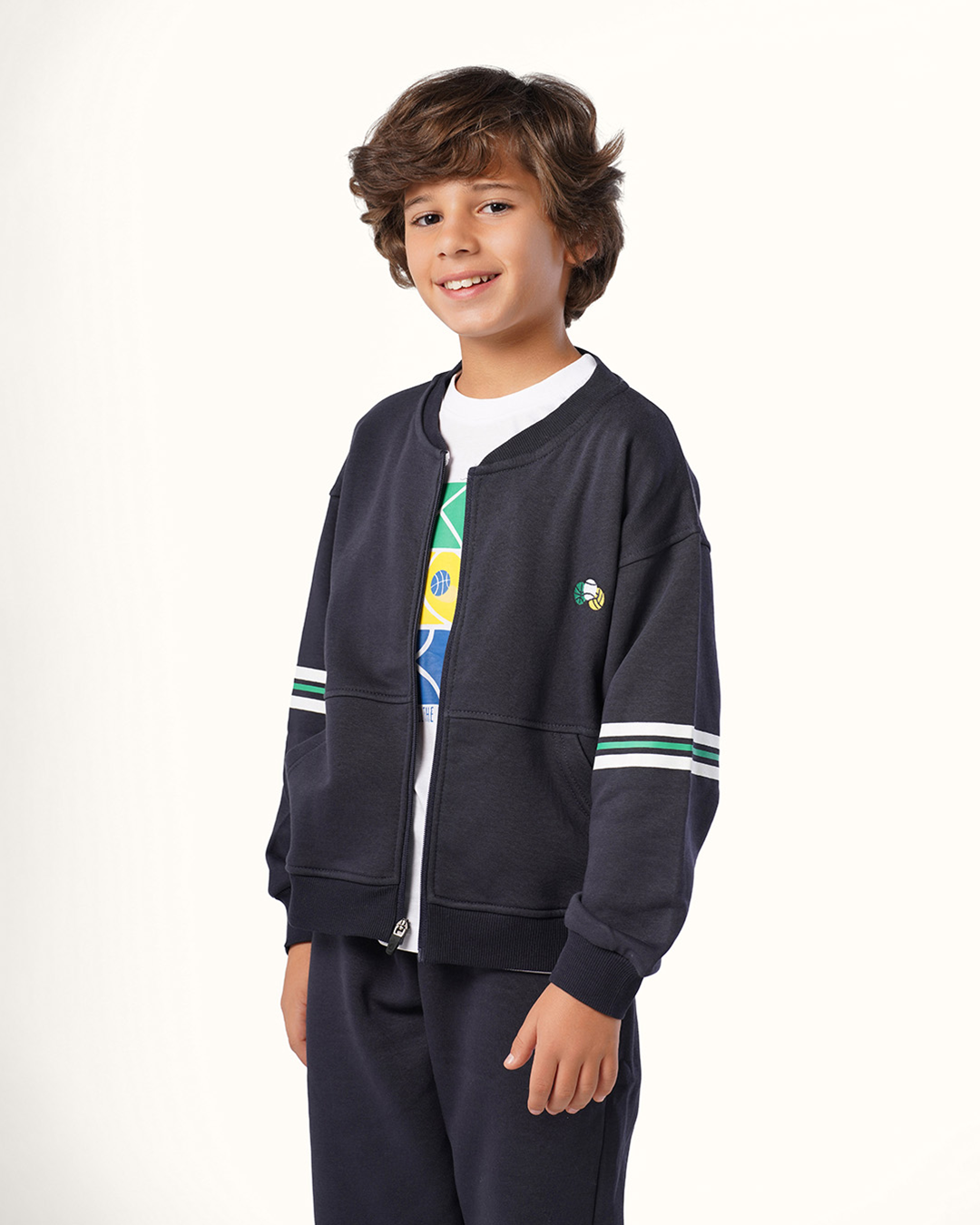 طقم  رياضى ملاعب الكرة