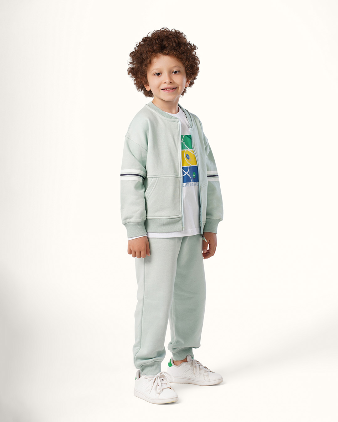 طقم  رياضى ملاعب الكرة