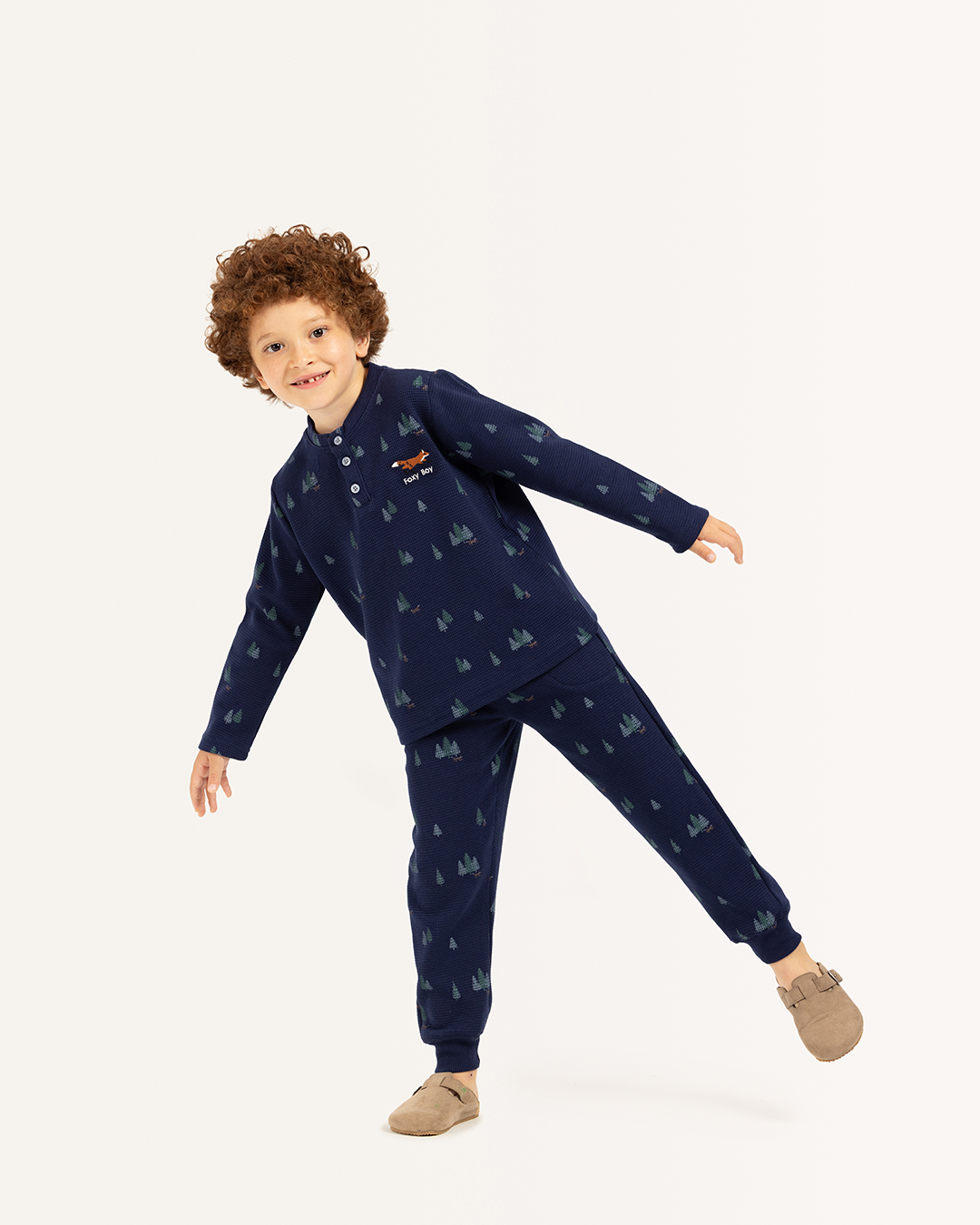 بيجاما بزراير أشجار الكريسماس