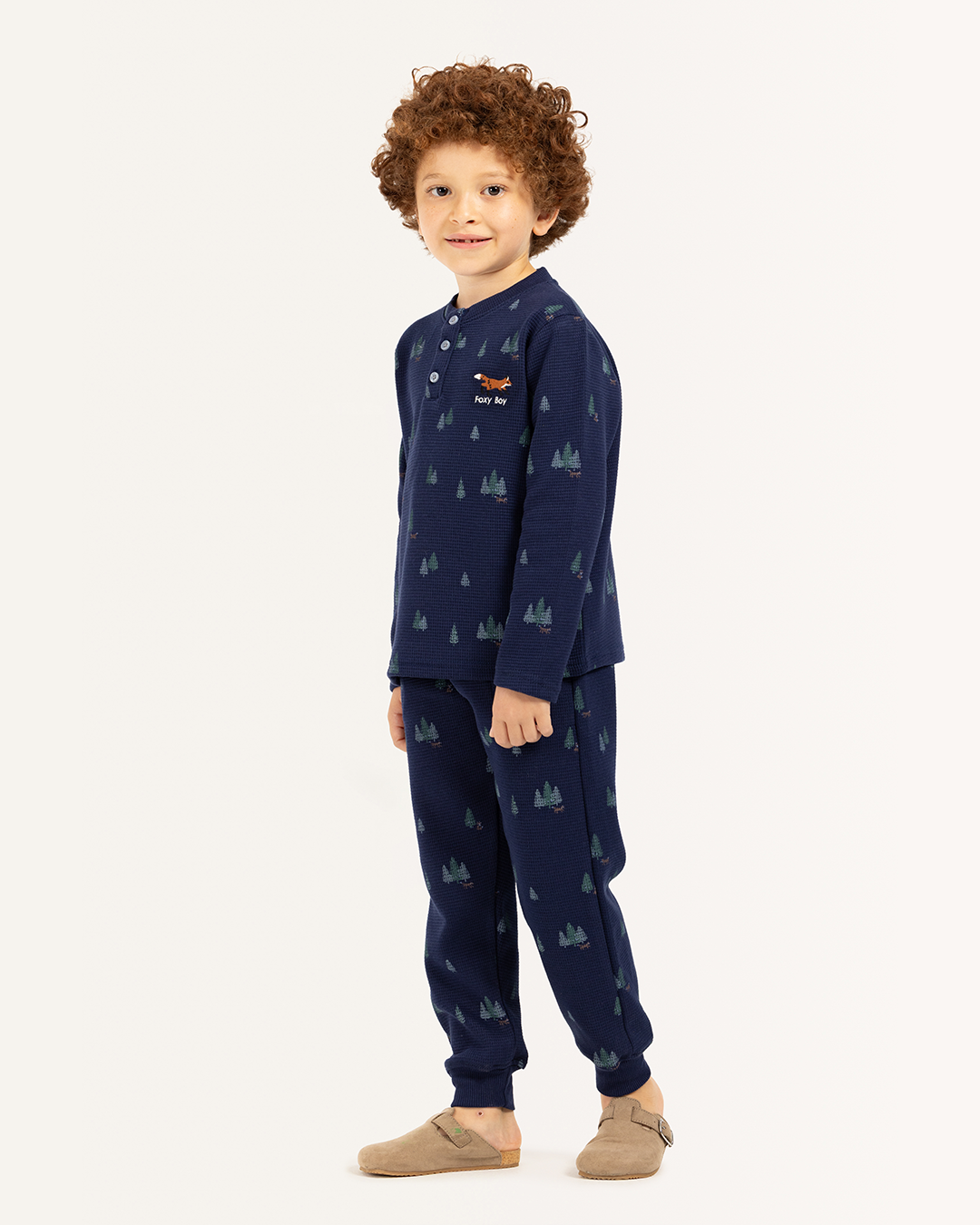 بيجاما بزراير أشجار الكريسماس