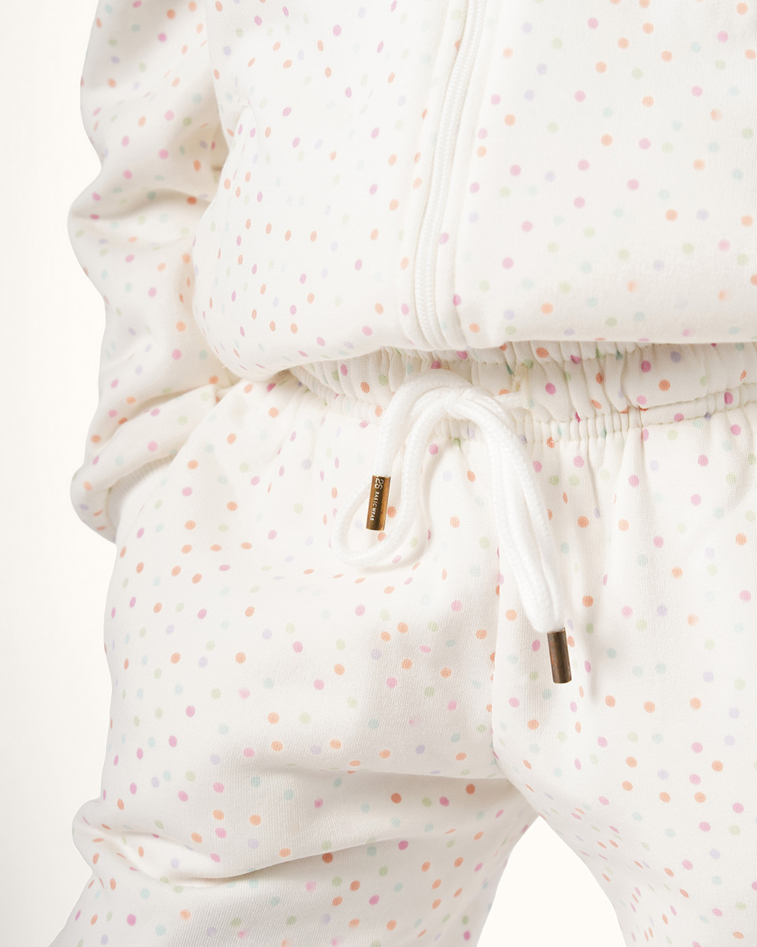 بيجاما ميلتون منقطه