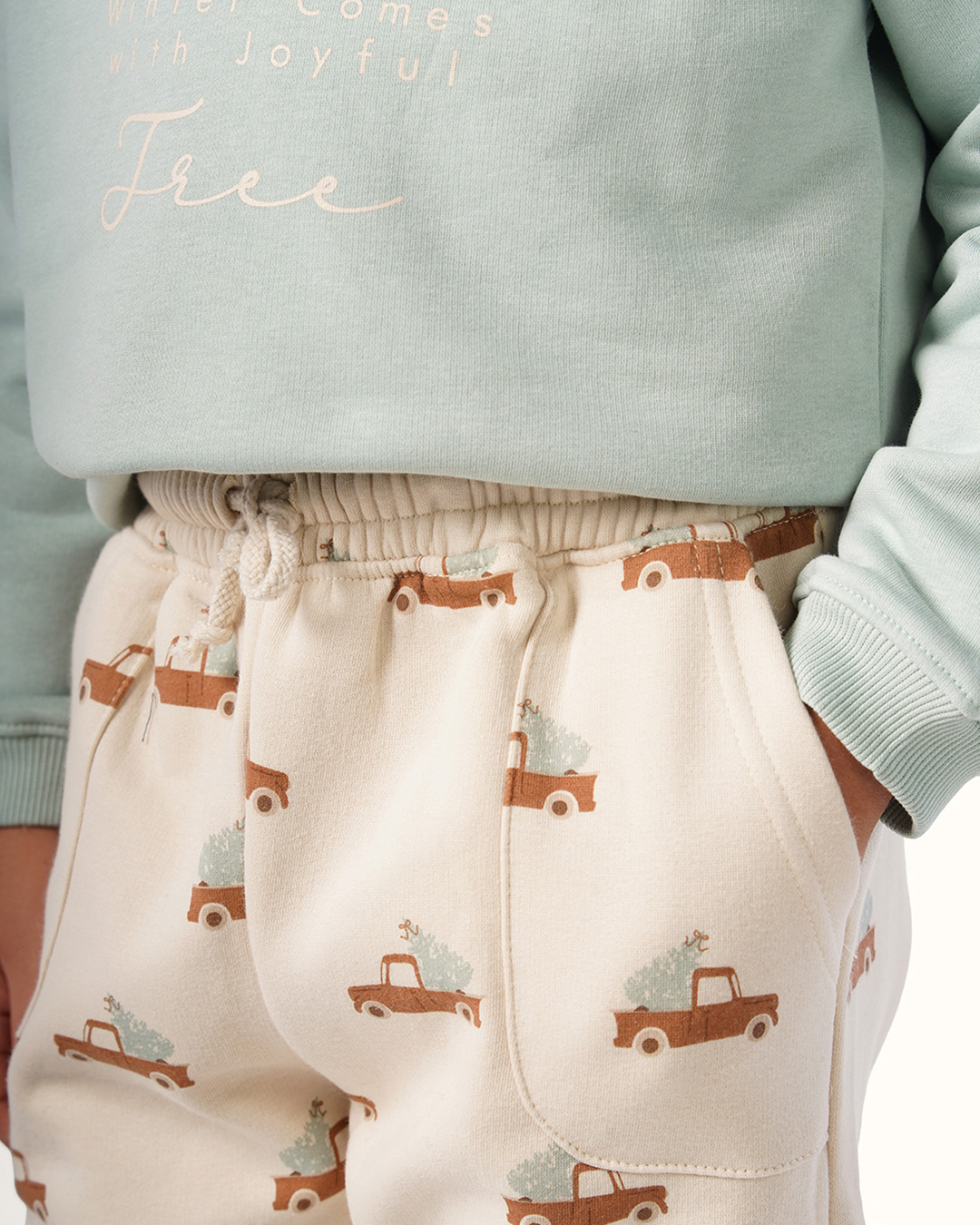 بيجاما أولادي بكُم أشجار الشتاء