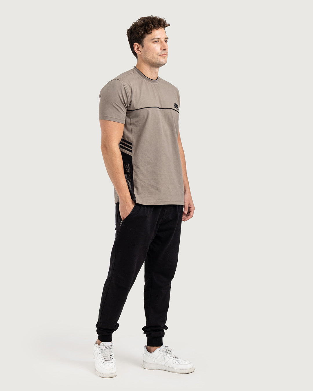 تراك سوت رجالى نص كم بنطلون