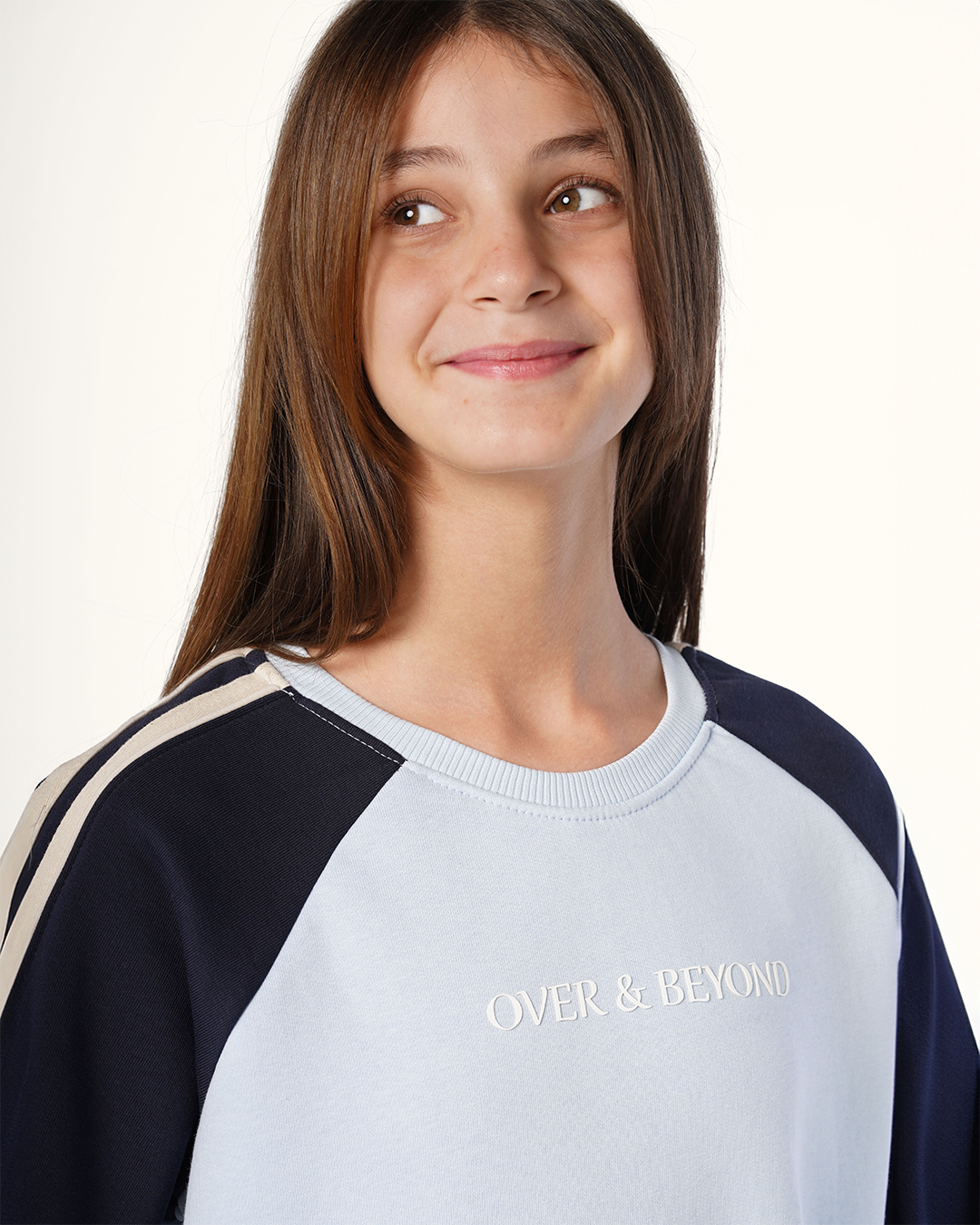 طقم أبعد مما هو متوقع