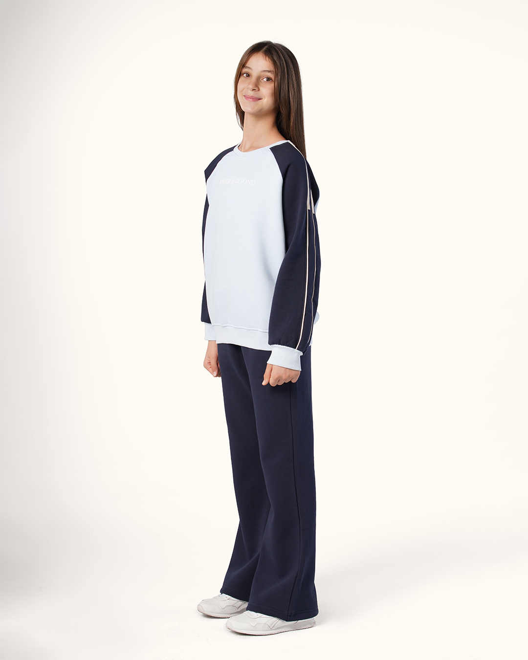 طقم أبعد مما هو متوقع