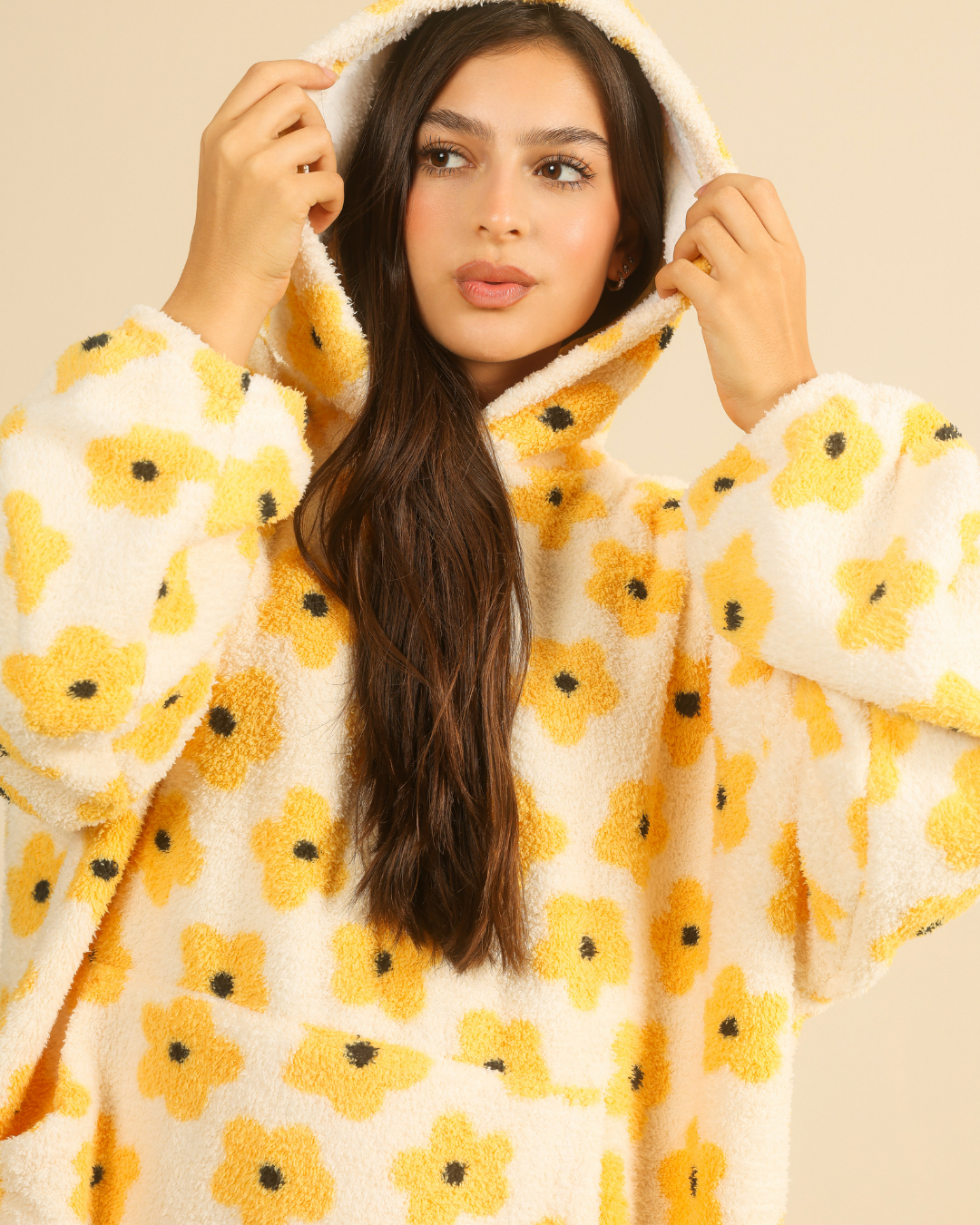 Enjoy Warmth in Big Yellow Flowers Wearable Blanket 