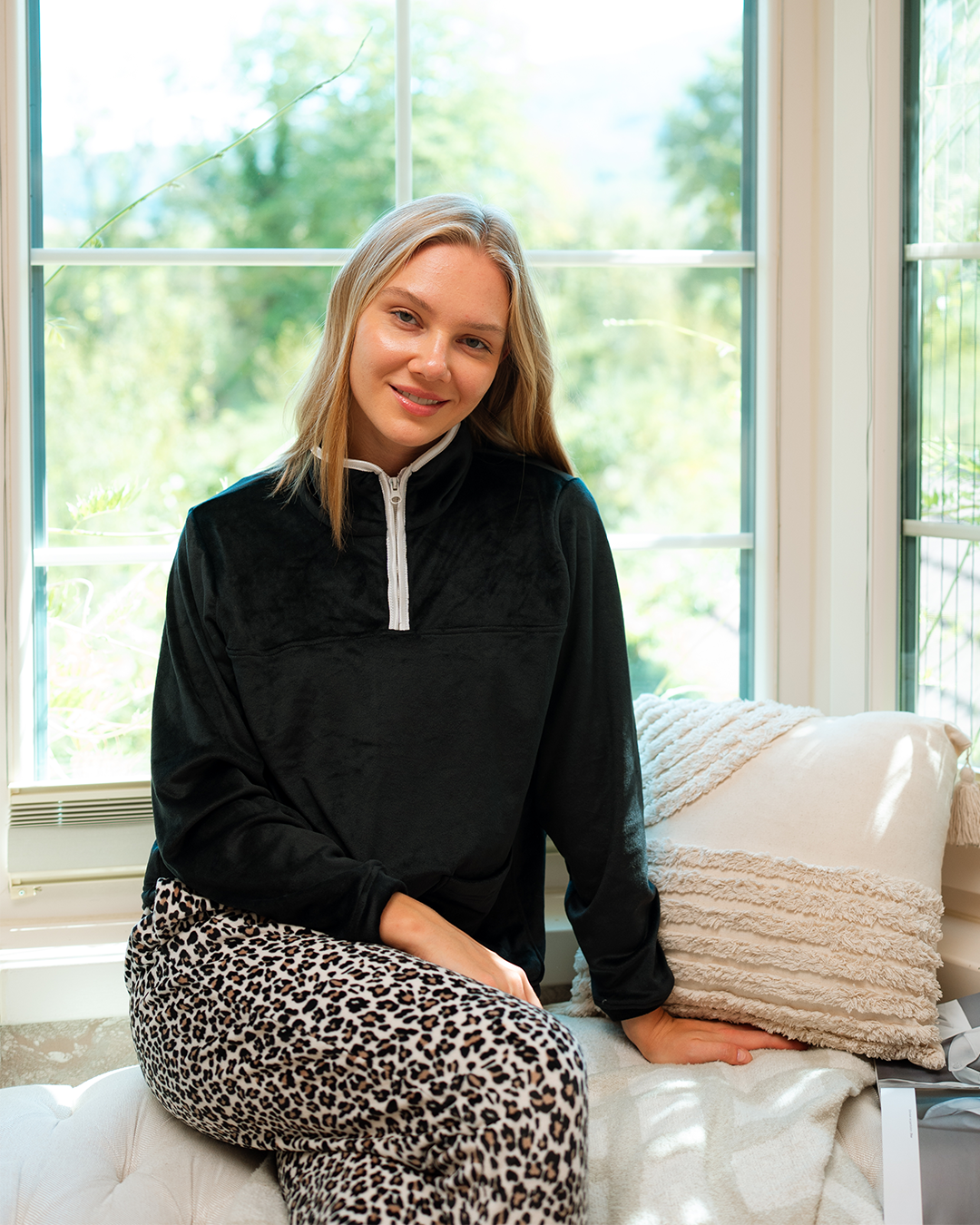 بيجاما قطيفه بسوستة