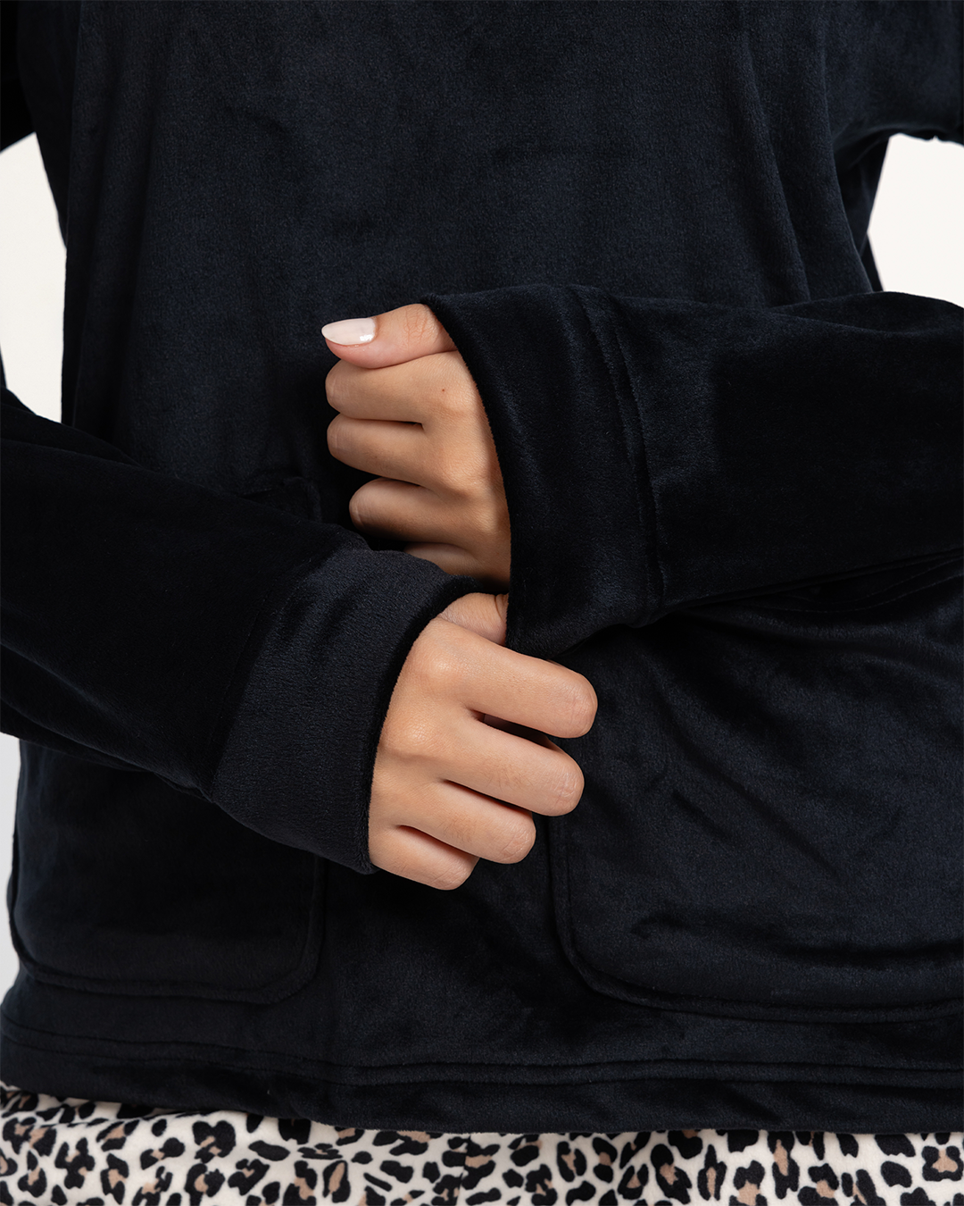 بيجاما قطيفه بسوستة